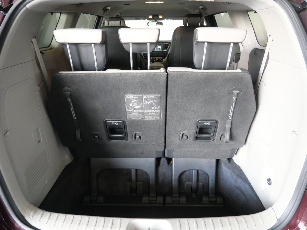 Used 2020 Kia Sedona EX FWD image 30