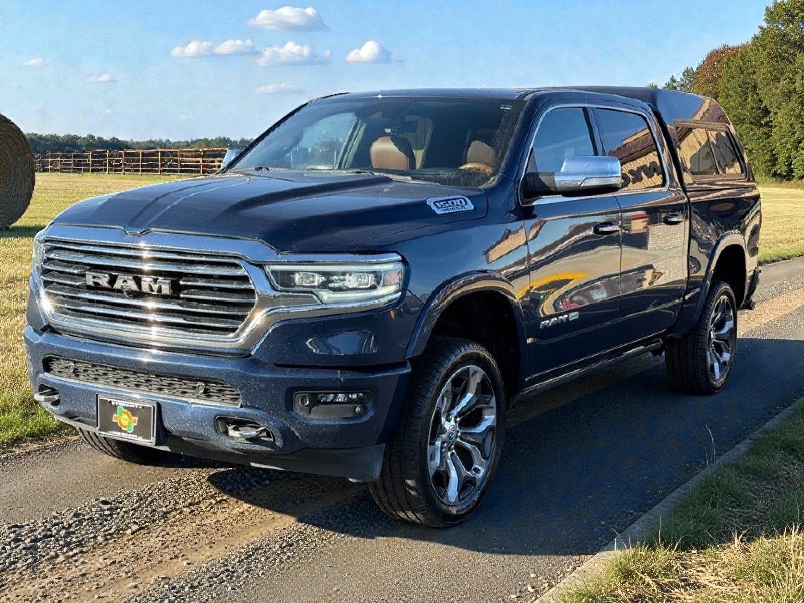 Used 2022 RAM 1500 Limited AWD/4WD image 3