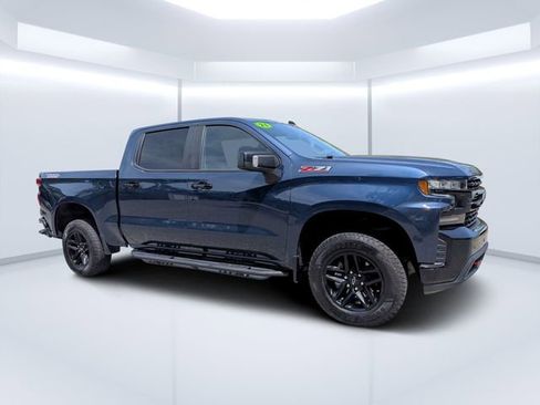 Used 2021 Chevrolet Silverado 1500 LT Trail Boss w/ Convenience Package II AWD/4WD image 1