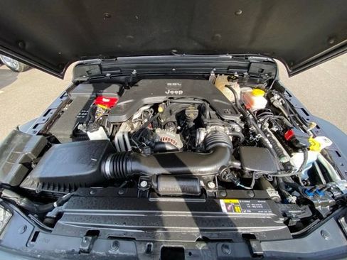 Used 2020 Jeep Wrangler Sport AWD/4WD image 24
