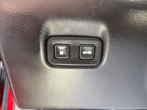 Used 2005 Chevrolet Corvette Coupe w/ Preferred Equipment Group image 29