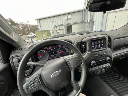 Used 2023 Chevrolet Silverado 1500 Custom Trail Boss w/ LPO, Dark Essentials Package image 19