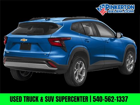 New 2025 Chevrolet Trax LT w/ Driver Confidence Package image 26