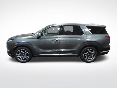 Used 2023 Hyundai Palisade Limited image 2