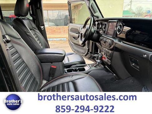 Used 2022 Jeep Gladiator Rubicon w/ LED Lighting Group AWD/4WD image 42