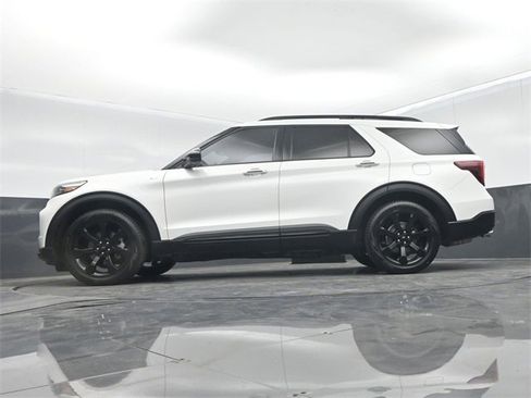 Used 2023 Ford Explorer ST-Line w/ Class IV Trailer Tow Package image 51