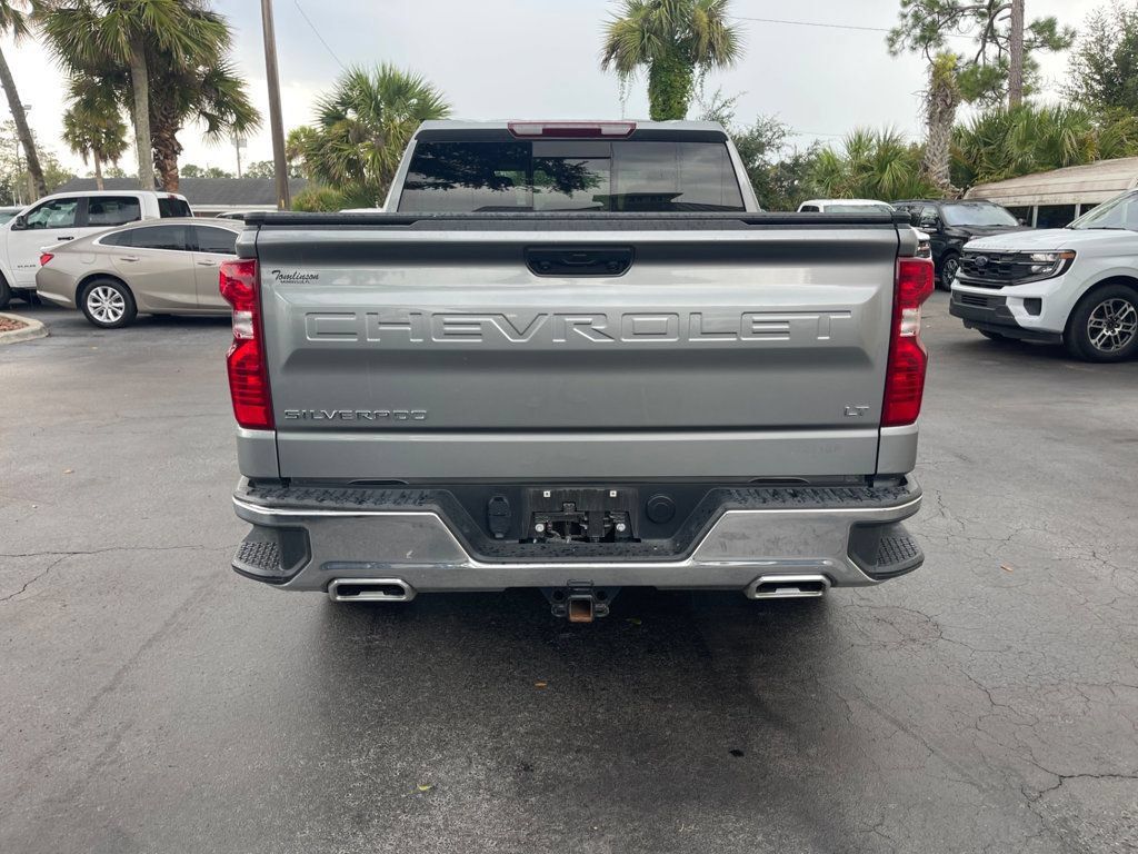 Used 2024 Chevrolet Silverado 1500 LT w/ Z71 Off-Road Package AWD/4WD image 4