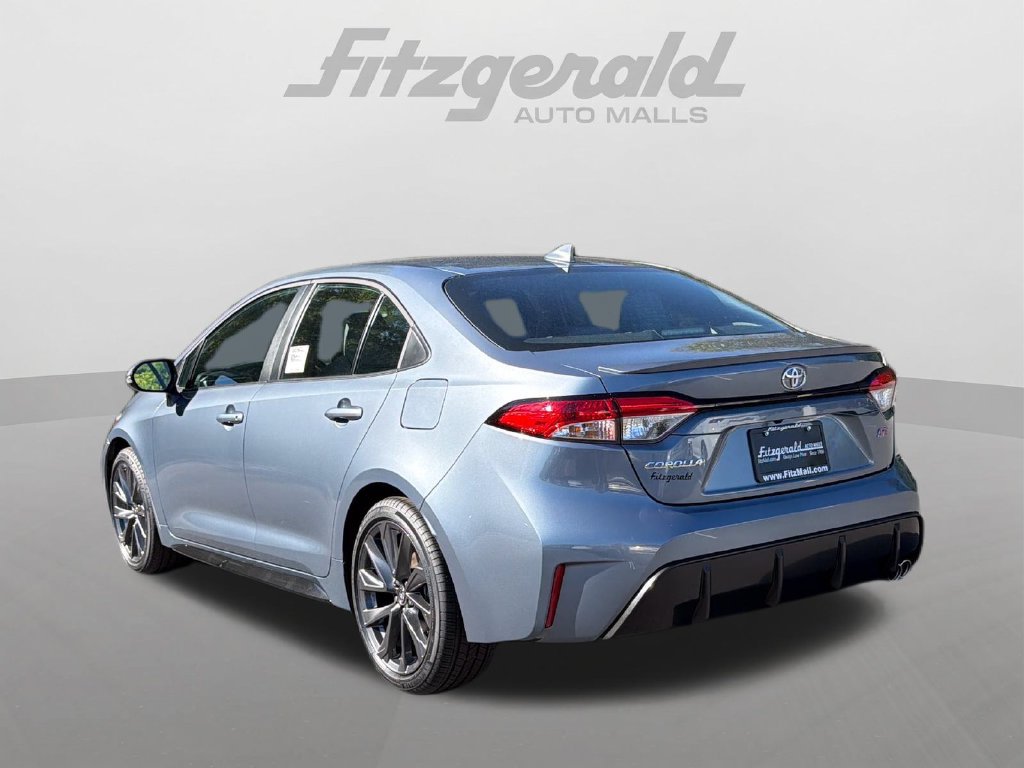 Used 2026 Toyota Corolla SE FWD image 6