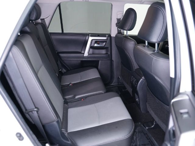 Used 2021 Toyota 4Runner SR5 Premium w/ Moonroof Package AWD/4WD image 24