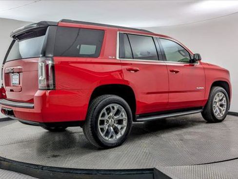 Used 2017 GMC Yukon SLE w/ SLE Value Package image 8