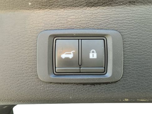 Used 2022 Mitsubishi Outlander SEL AWD/4WD image 30
