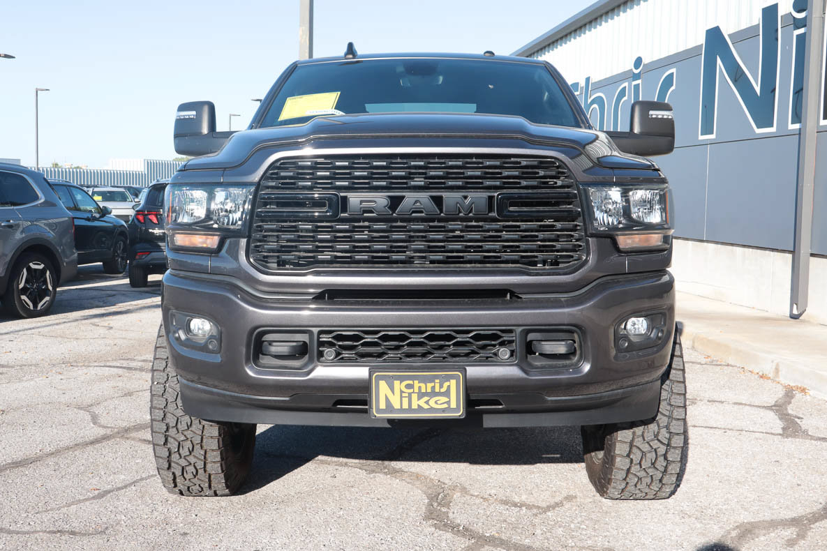 Used 2024 RAM 2500 Big Horn w/ Night Edition AWD/4WD image 2