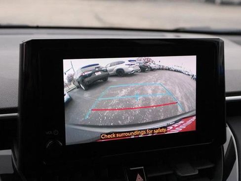 Certified 2024 Toyota Corolla Cross LE image 16