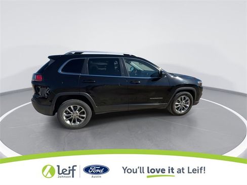 Used 2019 Jeep Cherokee Latitude Plus image 12