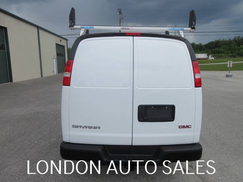 Used 2024 GMC Savana 2500 w/ Enhanced Convenience Package RWD image 4