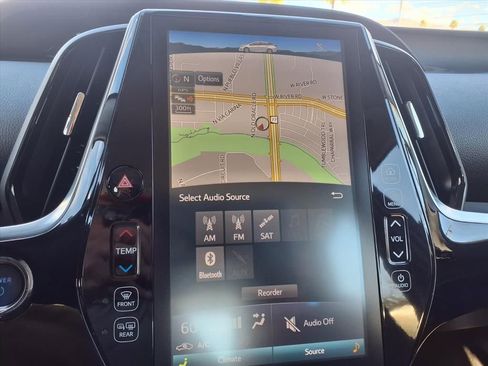 Used 2018 Toyota Prius Prime image 3