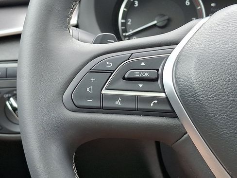 Used 2023 INFINITI QX50 Luxe AWD/4WD image 23