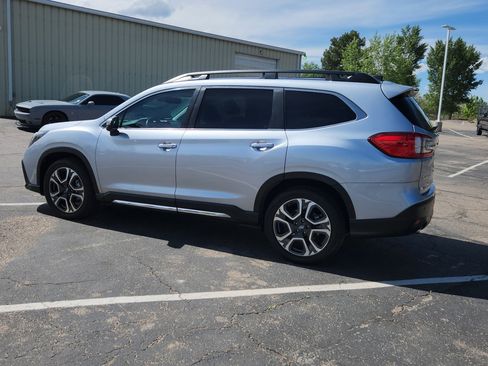 Used 2023 Subaru Ascent Limited w/ Technology Package AWD/4WD image 7