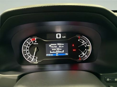 Used 2017 Honda Pilot Touring image 19