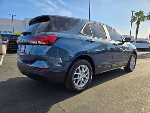 Used 2024 Chevrolet Equinox LS w/ LS Convenience Package FWD image 6