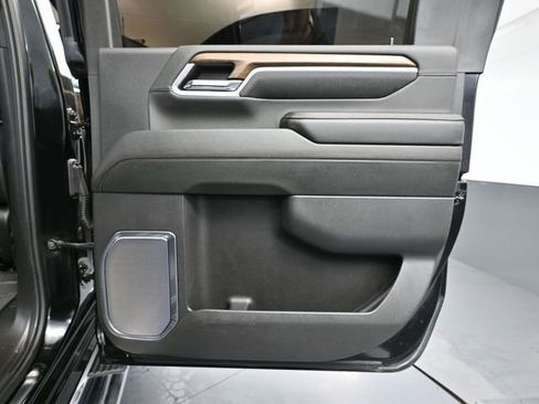 Used 2024 Chevrolet Silverado 3500 High Country w/ Technology Package image 51