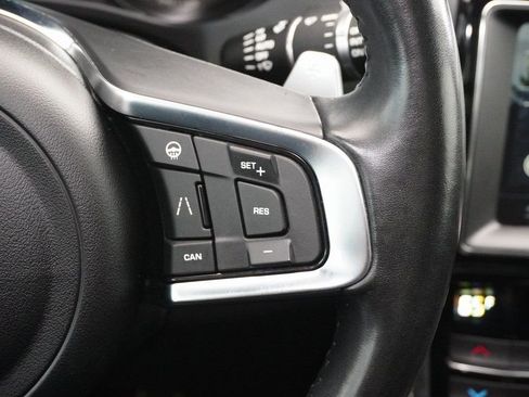 Used 2020 Jaguar F-PACE S image 20