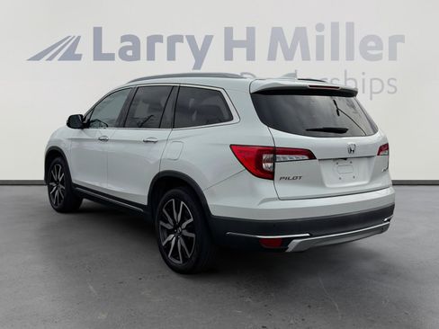 Used 2020 Honda Pilot Touring image 3