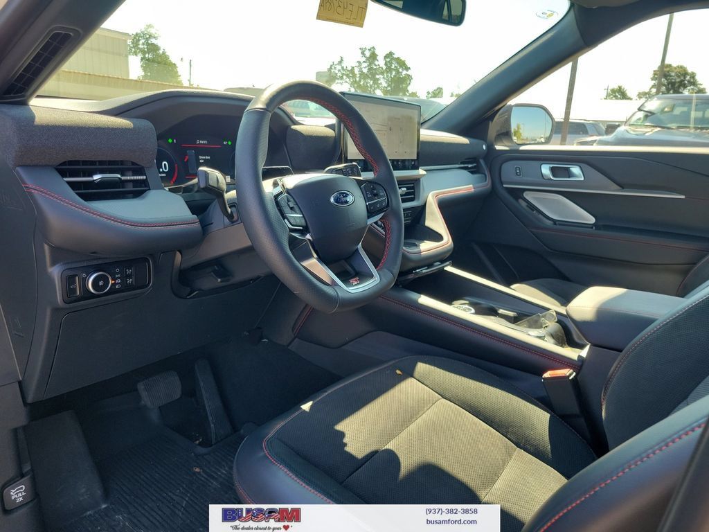 Used 2025 Ford Explorer ST w/ Sun And Sound Package AWD/4WD image 17