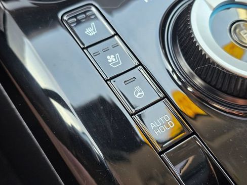 Certified 2023 Kia Niro Wave FWD image 36