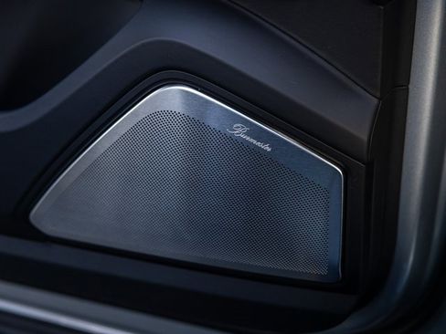 Used 2026 Porsche Cayenne S image 40