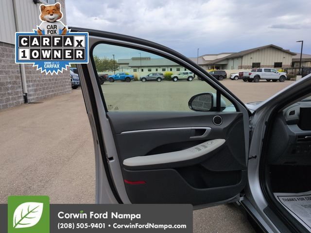 Used 2025 Hyundai Sonata SEL FWD image 10