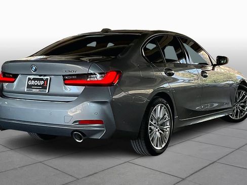 Used 2023 BMW 330i Sedan w/ Premium Package image 13