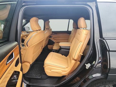 Used 2024 Jeep Grand Cherokee L Summit image 16