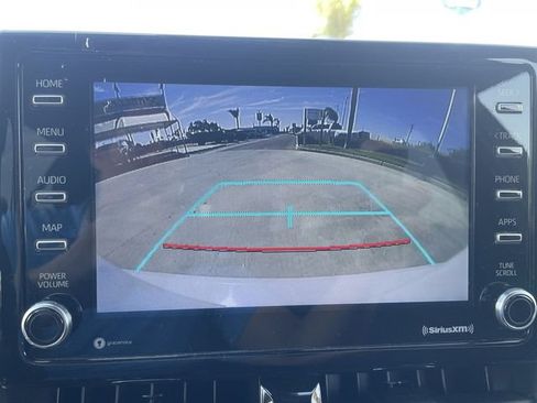 Used 2021 Toyota Corolla SE FWD image 14
