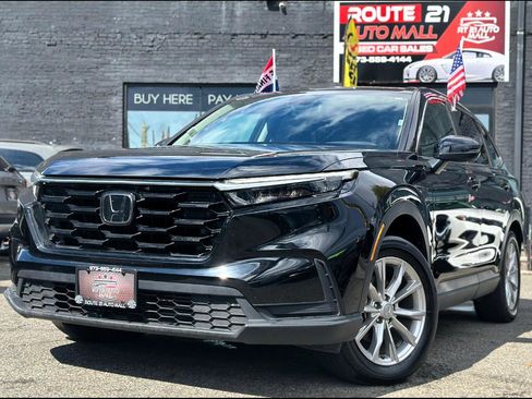 Used 2025 Honda CR-V EX image 1