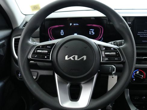 Used 2026 Kia Seltos LX image 13