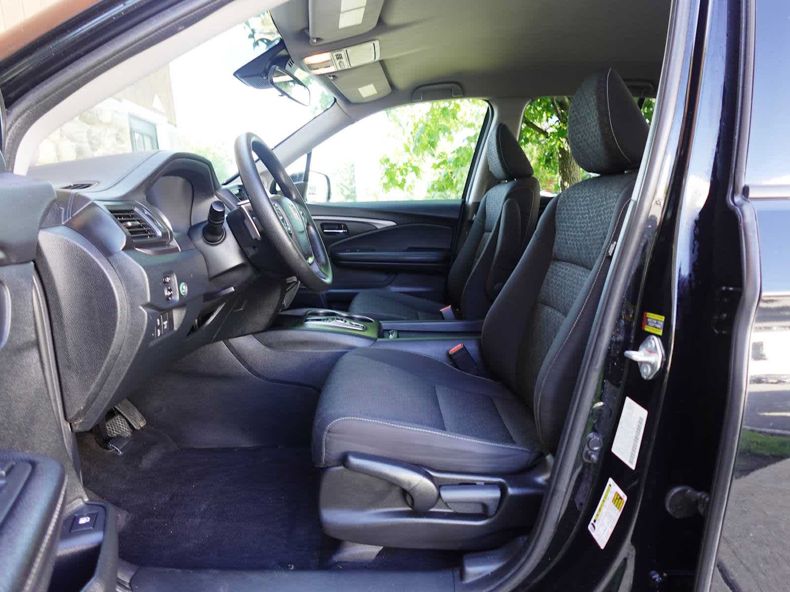 Used 2023 Honda Ridgeline Sport image 12