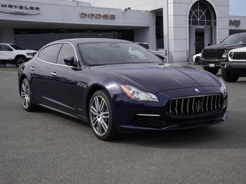 Used 2017 Maserati Quattroporte S GranLusso image 2