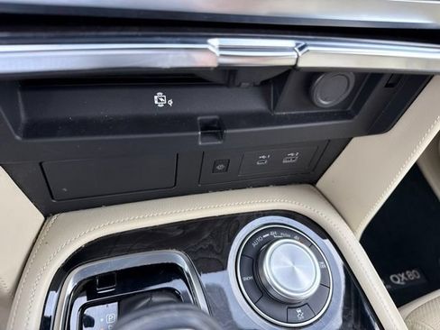 Used 2024 INFINITI QX80 Sensory w/ Cargo Package AWD/4WD image 31