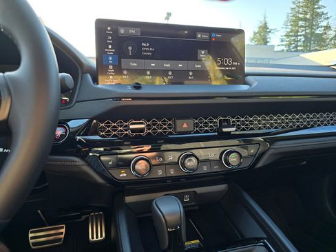 Certified 2025 Honda Accord Sport image 17