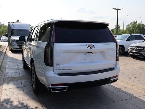 Used 2021 Cadillac Escalade Premium Luxury Platinum w/ Heavy-Duty Trailer Package AWD/4WD image 8