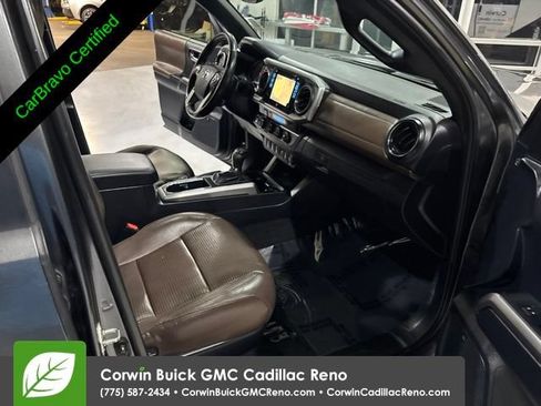 Used 2017 Toyota Tacoma Limited w/ Tow Package AWD/4WD image 36