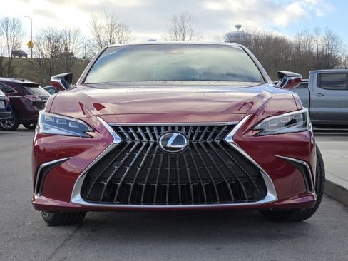 New 2025 Lexus ES 350 Ultra Luxury image 3