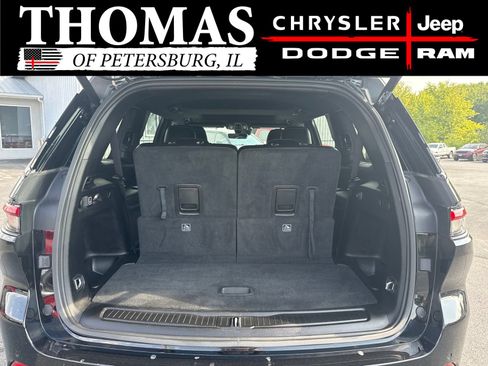 Used 2025 Jeep Grand Cherokee L Altitude AWD/4WD image 26