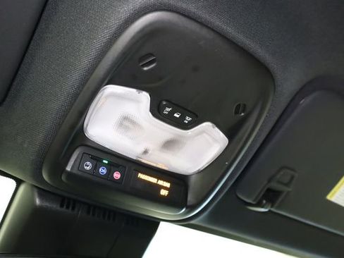 Used 2023 Chevrolet Colorado W/T image 24