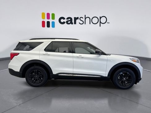 Used 2022 Ford Explorer XLT image 6