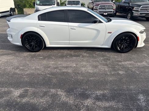 Used 2023 Dodge Charger Scat Pack RWD image 7