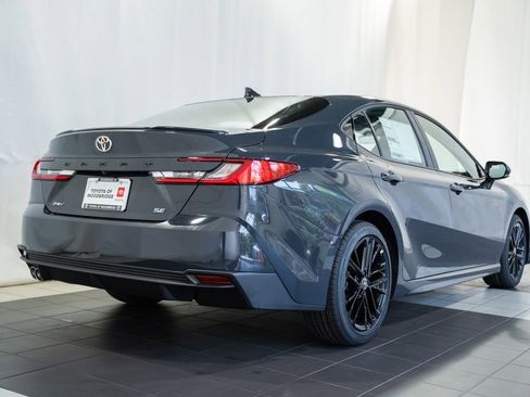 New 2026 Toyota Camry SE FWD image 4
