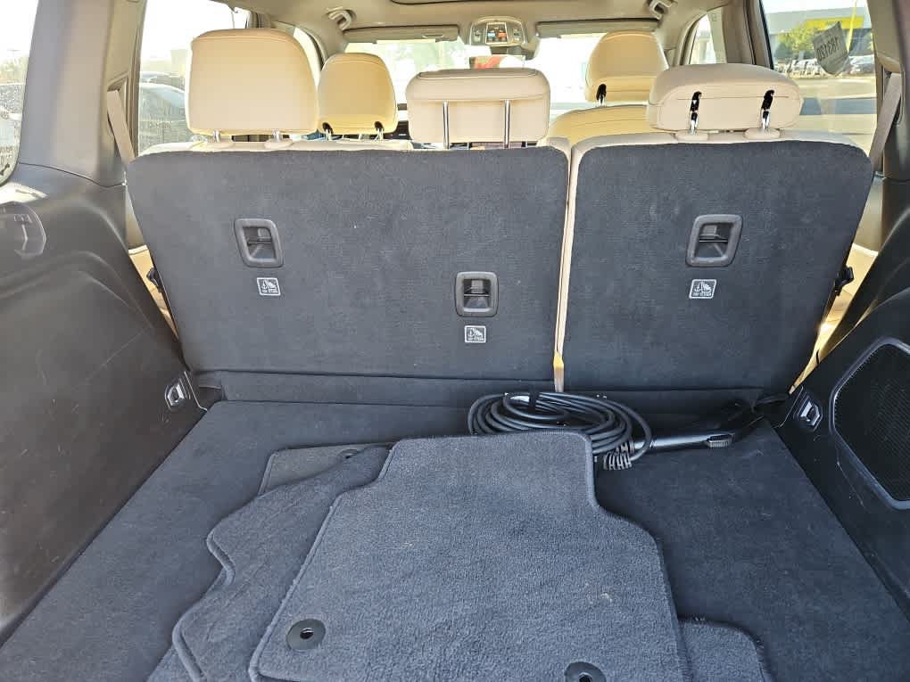 Used 2023 Jeep Grand Cherokee 4WD 4xe w/ Luxury Tech Group II image 8