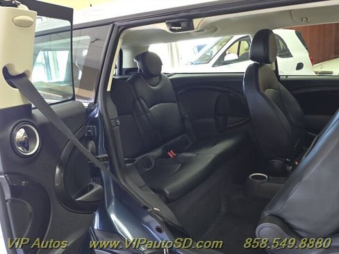 Used 2011 MINI Cooper Clubman S FWD image 17